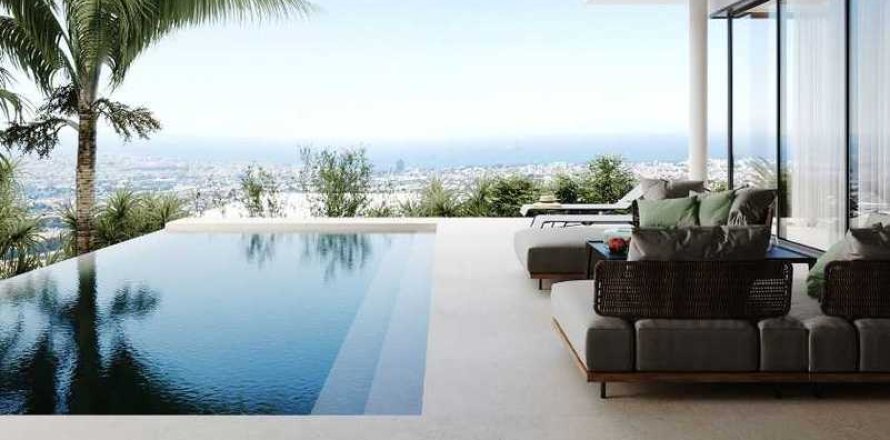 5 bedrooms Villa in Germasogeia, Cyprus No. 29700