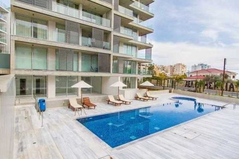 2 bedrooms Apartment in Limassol, Cyprus No. 32852 1