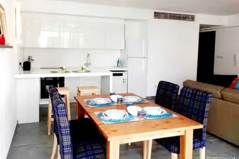 2 dormitorios Apartment en Limassol, Cyprus No. 32850 3