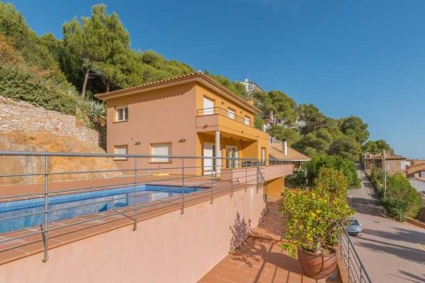 4 dormitorios House en Begur, Spain No. 25352 7