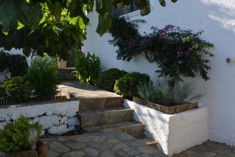 2 bedrooms Villa in Chania, Greece No. 24090 6