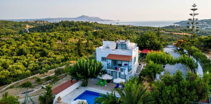 5 bedrooms Villa in Chania, Greece No. 76661