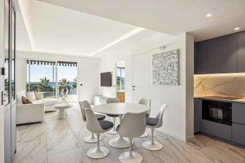 2 bedrooms Apartment in Cannes, France No. 76656 8