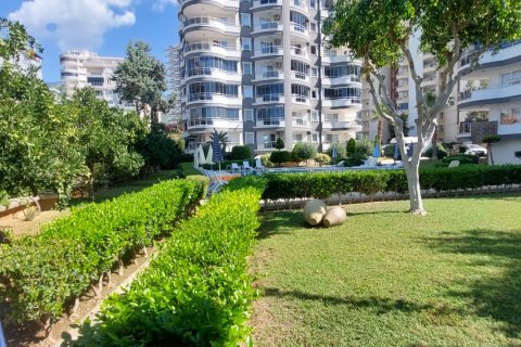 4+1 Penthouse en Mahmutlar, Turkey No. 14579 25