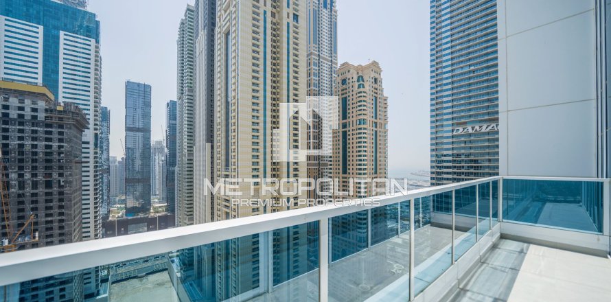 2 dormitorios Apartment en Marina Arcade Tower, UAE No. 7252