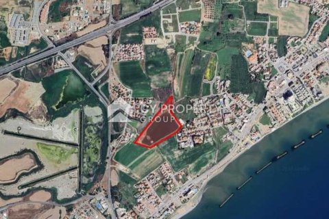 36967m² Land en Oroklini, Cyprus No. 73781 1