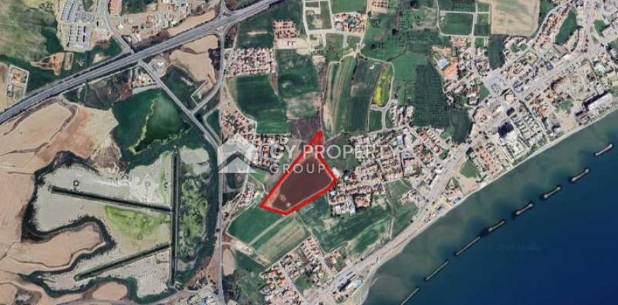 36967m² Land en Oroklini, Cyprus No. 73781