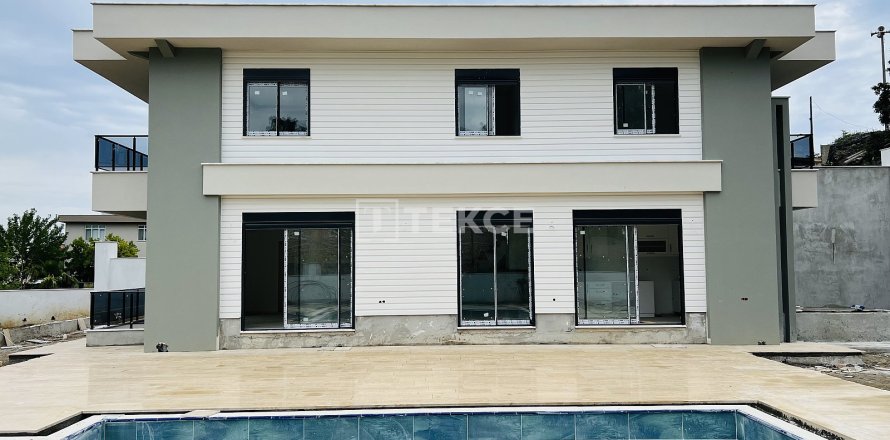 4+1 Appartement à Kemer, Turkey No. 16650