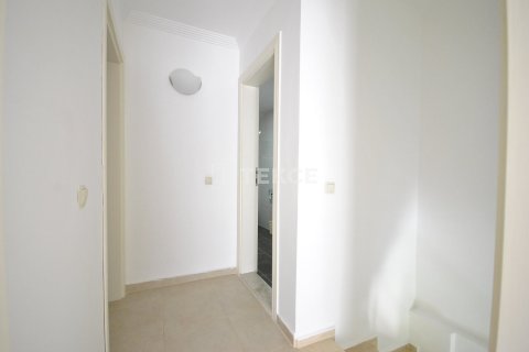 2+1 Apartment in Kemer, Turkey No. 16651 11