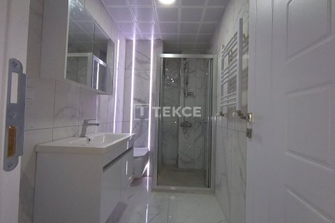 2+1 Apartment en Istanbul, Turkey No. 16958 6