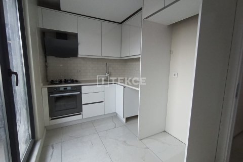 2+1 Apartment en Istanbul, Turkey No. 16958 10