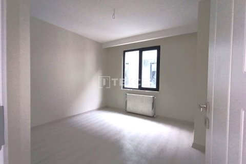 2+1 Apartment en Istanbul, Turkey No. 16958 8