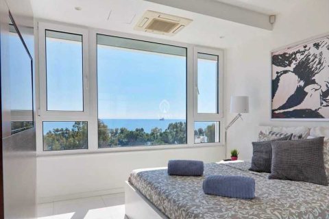 2 bedrooms Apartment in Germasogeia, Cyprus No. 77605 7