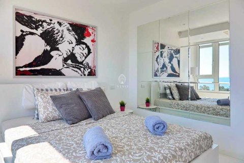 2 bedrooms Apartment in Germasogeia, Cyprus No. 77605 6