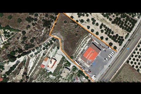 806m² Business in Heraklion, Greece No. 57643 1