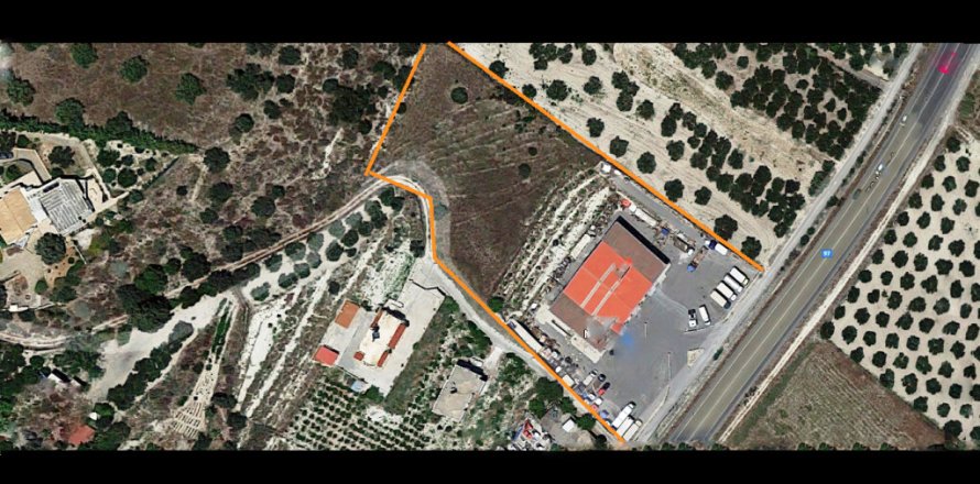 806m² Business in Heraklion, Greece No. 57643