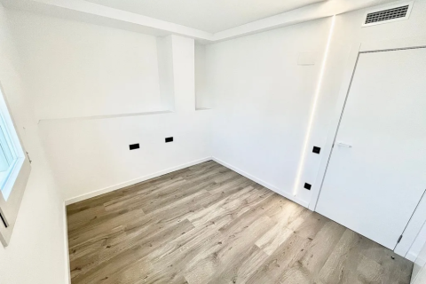 2 chambres Appartement à San Andres, Spain No. 25838 8