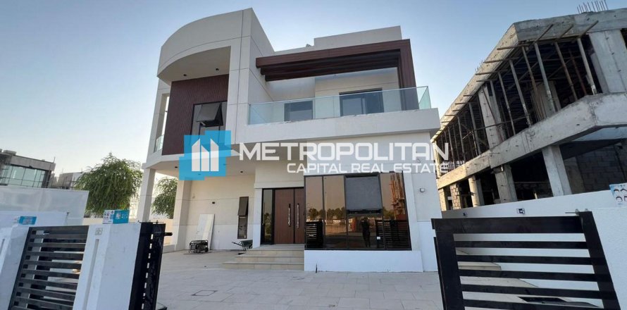 4 dormitorios Villa en  Yas Island, UAE No. 53968