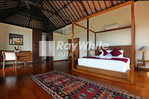 4 bedrooms Villa in Jimbaran, Indonesia No. 23481 22