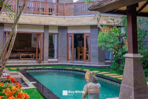 3 bedrooms Villa in Canggu, Indonesia No. 23465 2