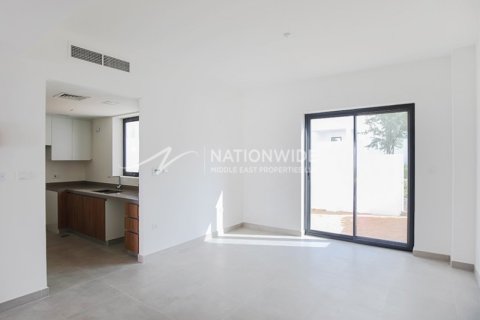 3 bedrooms Townhouse in Al Ghadeer, UAE No. 3306 11