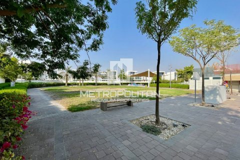 Таунхаус с 3 спальнями в DAMAC Hills (Akoya by DAMAC), ОАЭ №4329 9