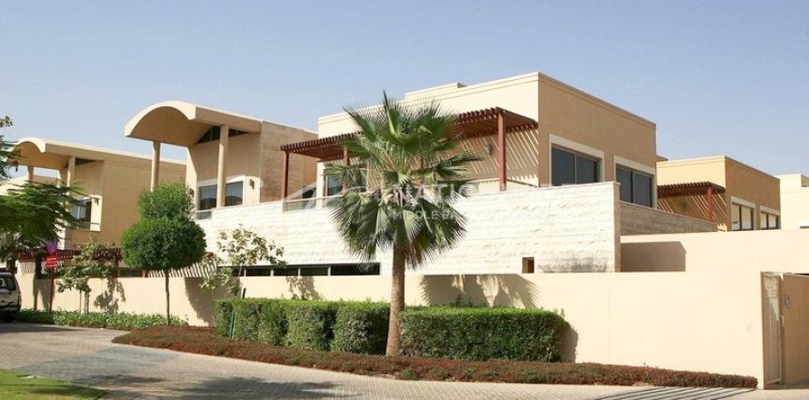 5 bedrooms Villa in Al Raha Golf Gardens, UAE No. 3471