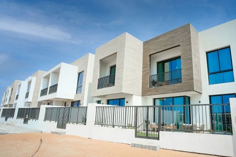 2 bedrooms Townhouse in Mina Al Arab, UAE No. 3568 5