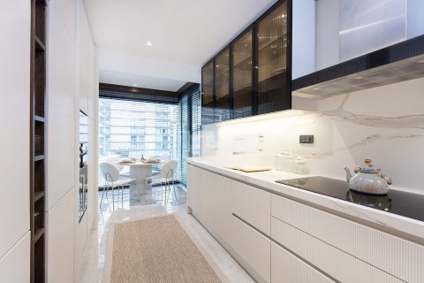 4+1 Apartment en Izmir, Turkey No. 17638 18