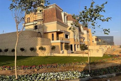 5 bedrooms Villa in New Cairo, Egypt No. 39049 3