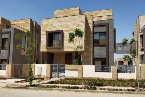 5 bedrooms Villa in New Cairo, Egypt No. 39049 5