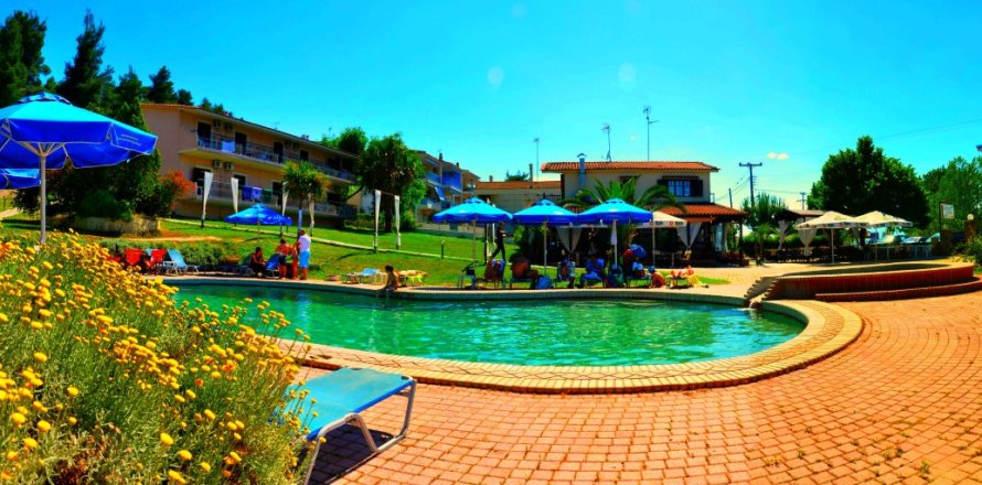 40 bedrooms Hotel in Chalkidiki, Greece No. 58775