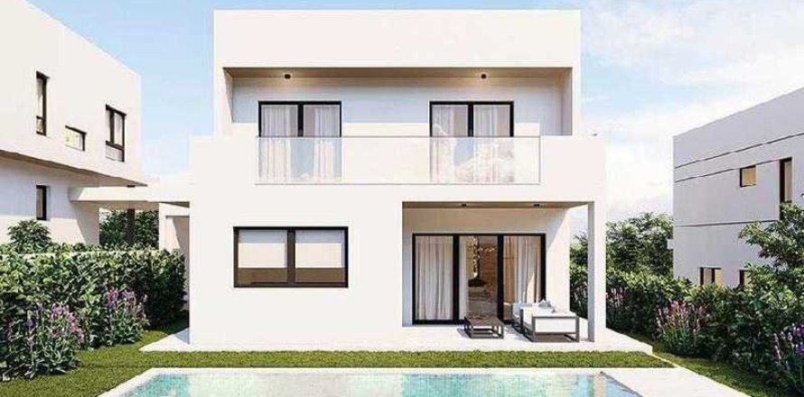 4 bedrooms Villa in Agios Athanasios, Cyprus No. 39407