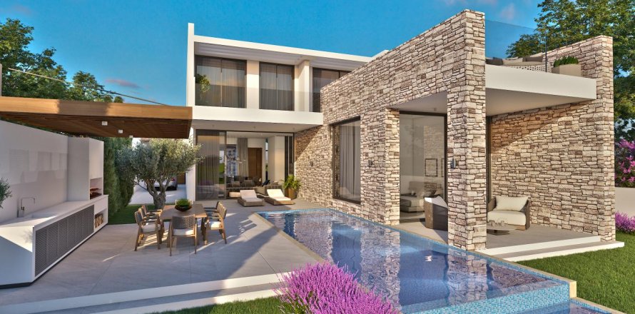 4 bedrooms Villa in Paphos, Cyprus No. 37544