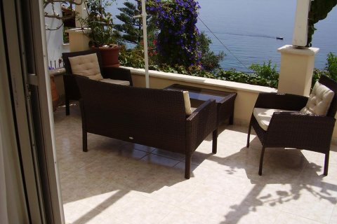 5 bedrooms Villa in Corfu, Greece No. 60469 14