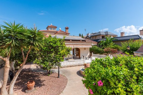 4 dormitorios Villa en Torrevieja, Spain No. 27458 5