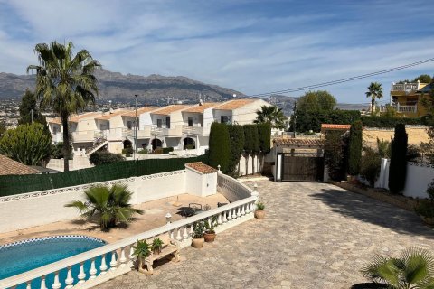 4 bedrooms Villa in Albir, Spain No. 27871 14