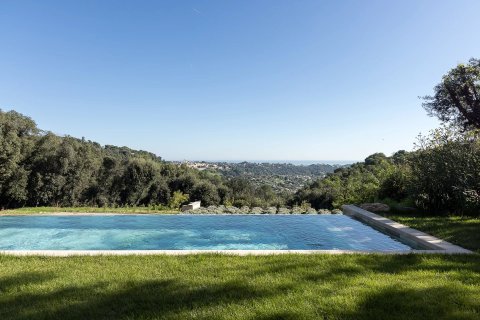 4 chambres Villa à Saint-Paul-de-Vence, France No. 72733 21