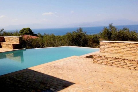 3 bedrooms Villa in Xylokastro, Greece No. 56855 3