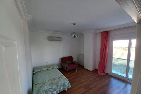 3+1 Penthouse in Kestel, Turkey No. 12979 18