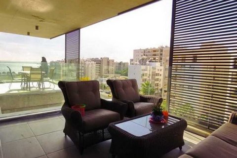 2 dormitorios Apartment en Limassol, Cyprus No. 40731 1