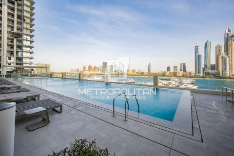 Квартира с 3 спальнями в EMAAR Beachfront, ОАЭ №6715 24