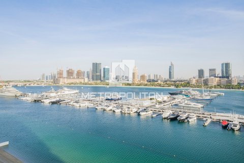 Квартира с 3 спальнями в EMAAR Beachfront, ОАЭ №6715 21