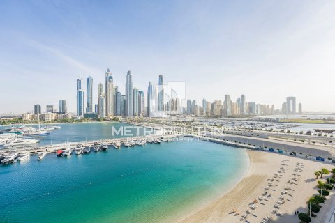 Квартира с 3 спальнями в EMAAR Beachfront, ОАЭ №6715 26