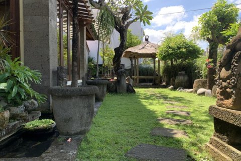 5 bedrooms Villa in Kerobokan, Indonesia No. 22995 13