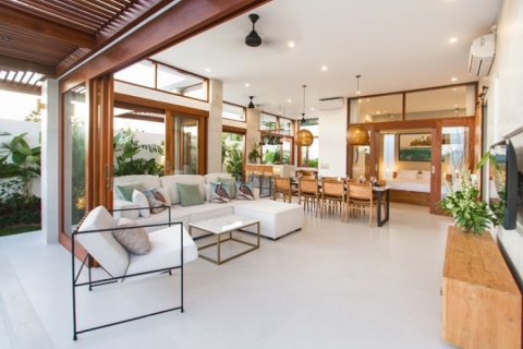 4 bedrooms Villa in Cemagi, Indonesia No. 22992 17