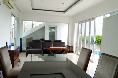 7 bedrooms Villa in Jimbaran, Indonesia No. 23007 11