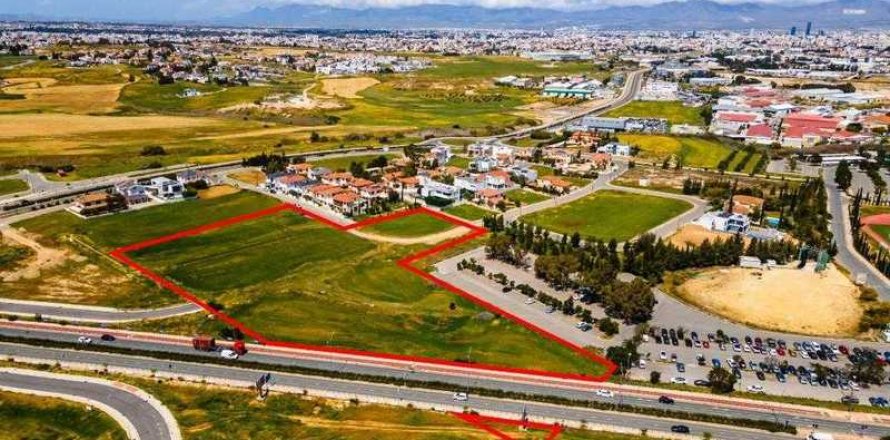 18200m² Land à Strovolos, Cyprus No. 43857