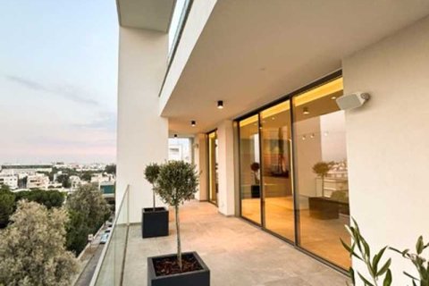 3 dormitorios Apartment en Strovolos, Cyprus No. 72912 12