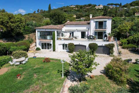 4 bedrooms Villa in Grimaud, France No. 68197 16